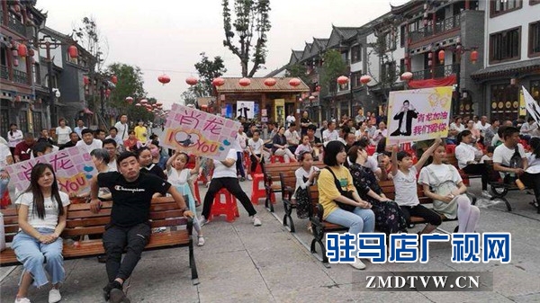 高原歌者肖龙最新金曲发行会暨“肖龙歌友会”在皇家驿站大舞台唱响端午节
