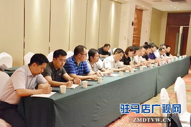 省卫健委调研组到上蔡调研医共体建设和扶贫工作