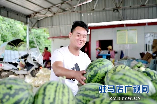 梁永飞：带着乡亲一起“飞”的90后