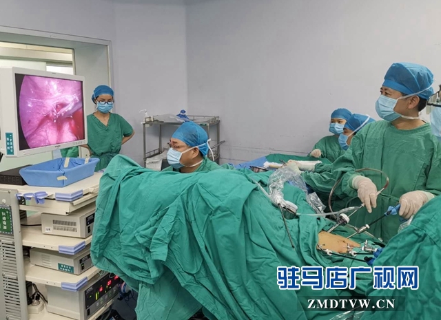 雨天外出摔倒树枝穿透腹腔   医务人员紧急救治患者逐渐康复