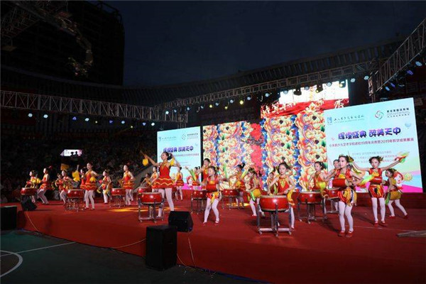 驻马店小天鹅少儿艺术学校建校十九周年庆典暨2019年教学成果展演华美绽放