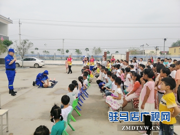 防溺水安全知识进校园 筑固学生暑期“安全墙”