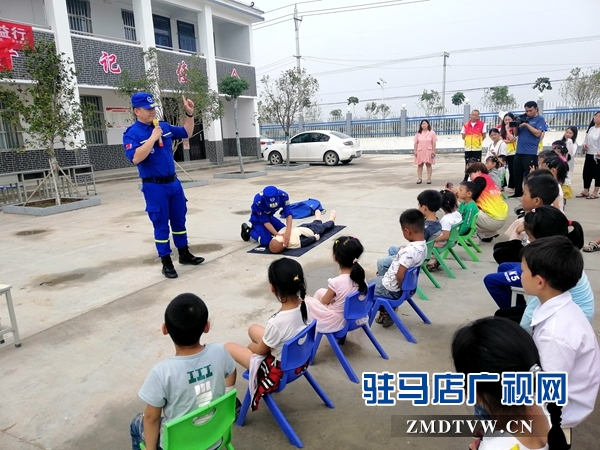 防溺水安全知识进校园 筑固学生暑期“安全墙”