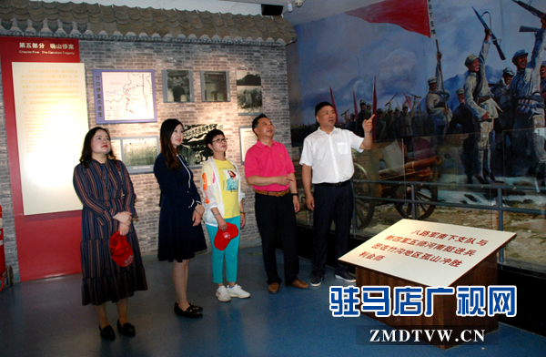两地温州商会联合开展主题党日活动 接受精神洗礼