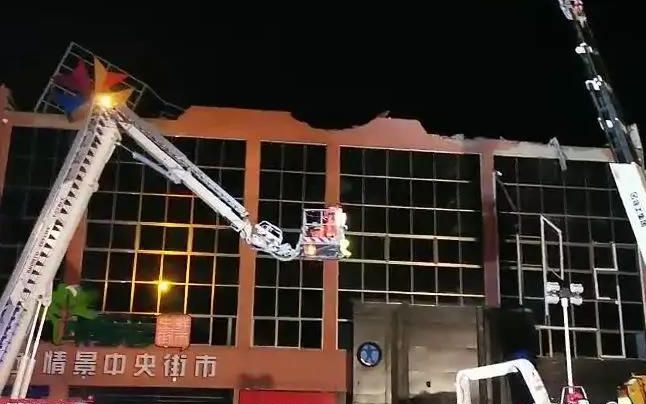 百色一酒吧坍塌致6死 4嫌犯被批捕