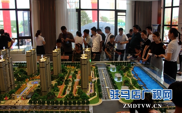 书香水岸2期清华城营销中心盛大开放
