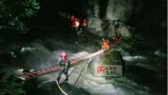 快归队！温州昨夜山洪暴发，1名消防员被冲走失联