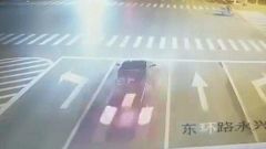 河南永城女子醉驾玛莎拉蒂致2死 肇事车内3人身份曝光