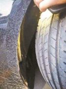 车主购奔驰三个月漏油 利之星：问题车已修复完毕