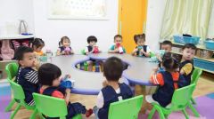 生二孩容易，带二孩难！职场妈妈陷入“二孩抚育焦虑”