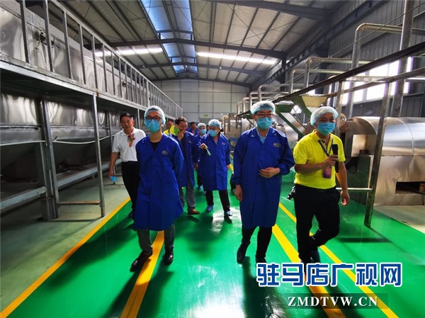 河南李三食品 (遂平）新厂开业庆典暨爱心资助贫困大学生启动仪式温情启幕
