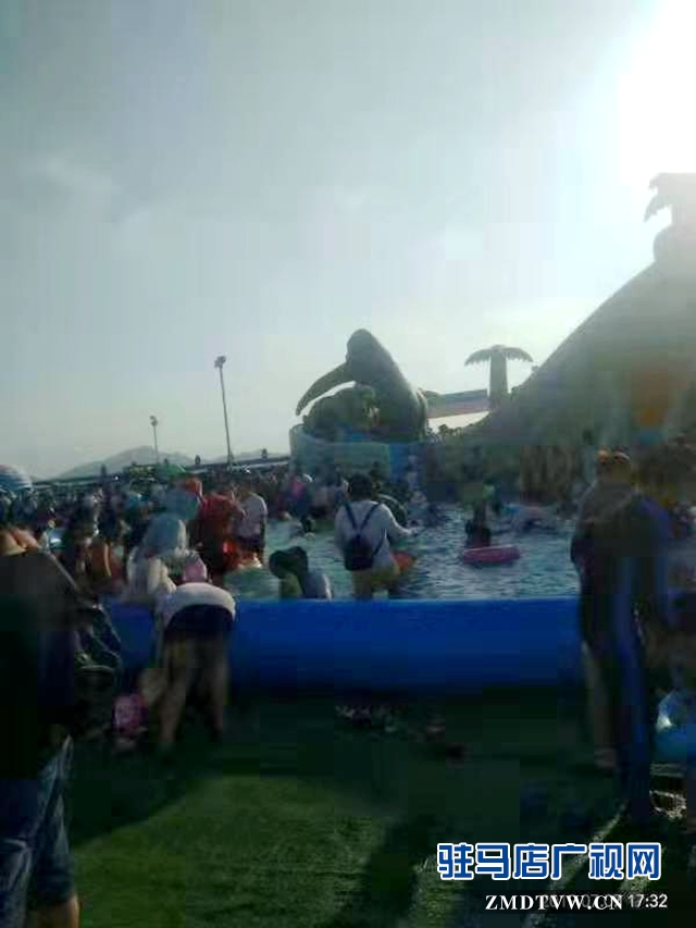 水上乐园让孩子盛夏嗨翻天