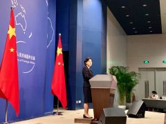 好久不见！华春莹出任外交部新闻司司长后首次公开亮相