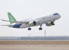 C919大型客机104架机完成中、高速滑行试验