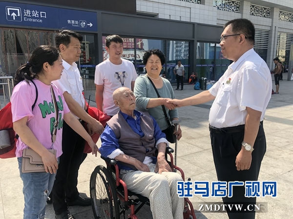 暑运过半 驻马店火车站客流高峰持续不减