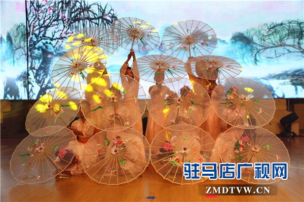 驻马店市蓝蓓蕾艺术学校2019年暑假专场汇报演出华美启幕