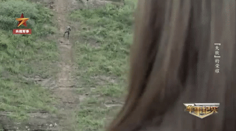 9464661565135643.gif