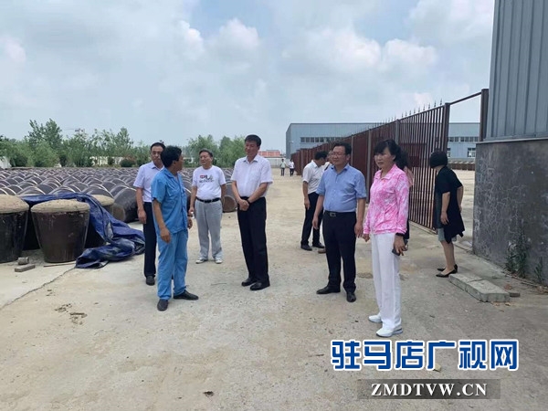 中原银行驻马店分行党委书记、行长万三华陪同市政协主席陈锋一行赴正阳县进行调研
