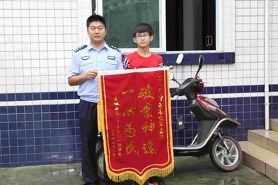 平舆县民警神速侦破电动车“丢失”案