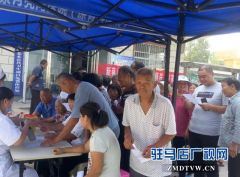 “健康直通车”驶入乡村