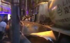 贵阳一水泥罐车失控致19车受损4人受伤，司机已被控制
