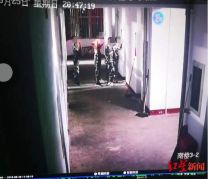 疑因拒拍抖音 襄阳高一新生与3名室友起冲突后倒地死亡