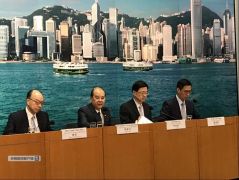 香港保安局长：过去两天的违法暴力行为带有“恐怖”性质