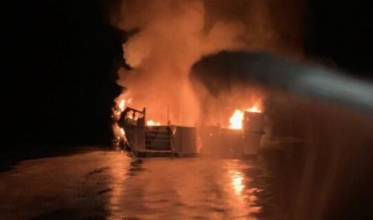 美国加州游船失火事故已确认20人死亡，仍有14人失踪