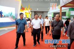 汝南县古塔街道组织村干部到盛会“开眼界”