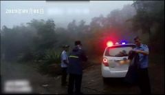 广东3驴友景区内为寻刺激另辟蹊径迷路，警方冒雨营救