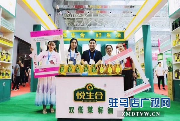 “小哪吒”打卡“投洽会”