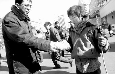 佘瑞东一行到驻马店市调研流浪乞讨人员救助管理等社会事务相关工作