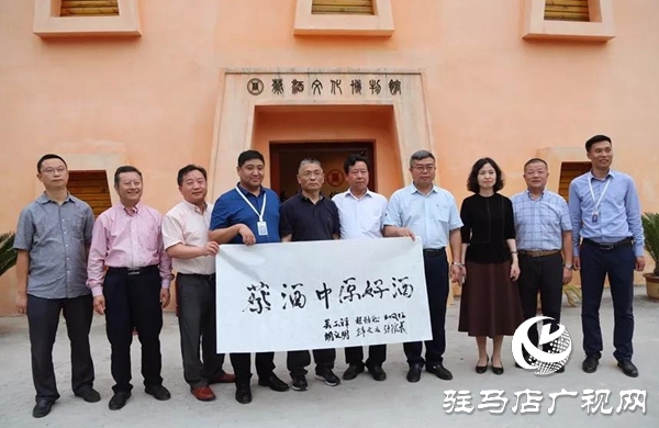 蔡洪坊手酿壹号荣获第20届布鲁塞尔国际烈酒大赛金奖