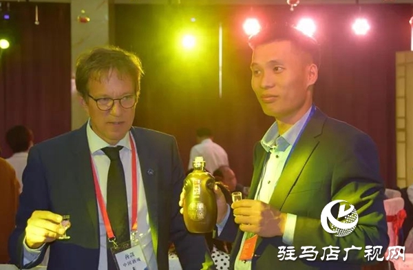 蔡洪坊手酿壹号荣获第20届布鲁塞尔国际烈酒大赛金奖