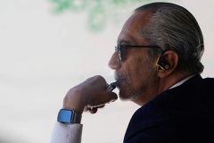 美报告电子烟相关肺病病例已超800例 其中死亡病例13例