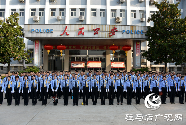 平舆县公安民警在新中国成立70周年歌咏比赛中获得铜奖