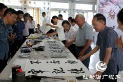 正阳县交通运输执法局组织人员参加廉政书法义写活动