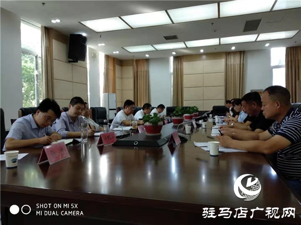 开发区党委书记、管委会主任讲“不忘初心、牢记使命”主题党课
