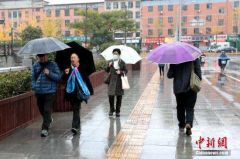 冷空气再发威！全国多地将迎“降温+降雨”套餐