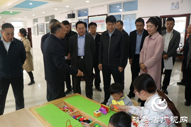 河南省机关党建“提高机关党员干部政治能力”课题研讨交流会在驻马店召开