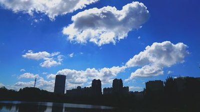 本周驻马店市云多雨少
