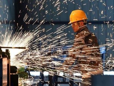 正阳县11万元表彰“大工匠”