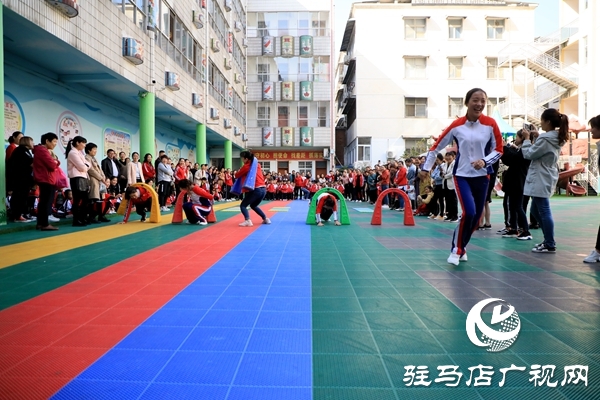 西平县县直第一幼儿园举办亲子运动会