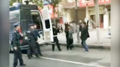 河南一男子持长剑追砍民警被击毙