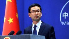我国第二艘航母过台湾海峡 外交部：家门口‌‌例行训练