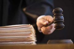 情侣相约自杀：女友跳河身亡，男友离开被判故意杀人