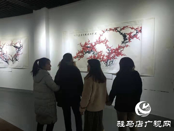 张克洪个人画展在黄淮学院美术馆开展