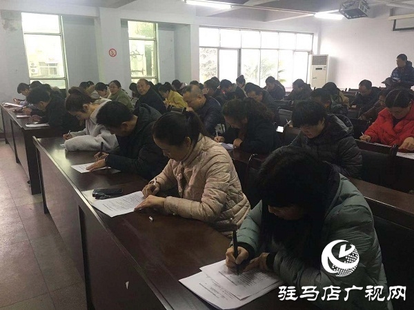 泌阳县融媒体中心组织开展宪法知识测试活动