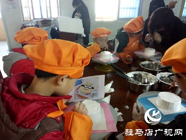 平舆县儿童福利院开设烘焙兴趣课堂