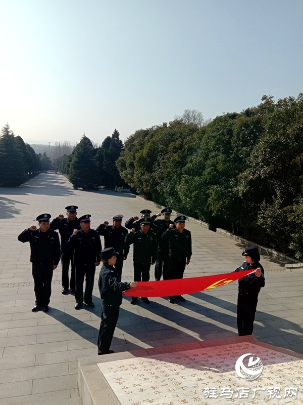雪松派出所赴竹沟开展主题教育活动